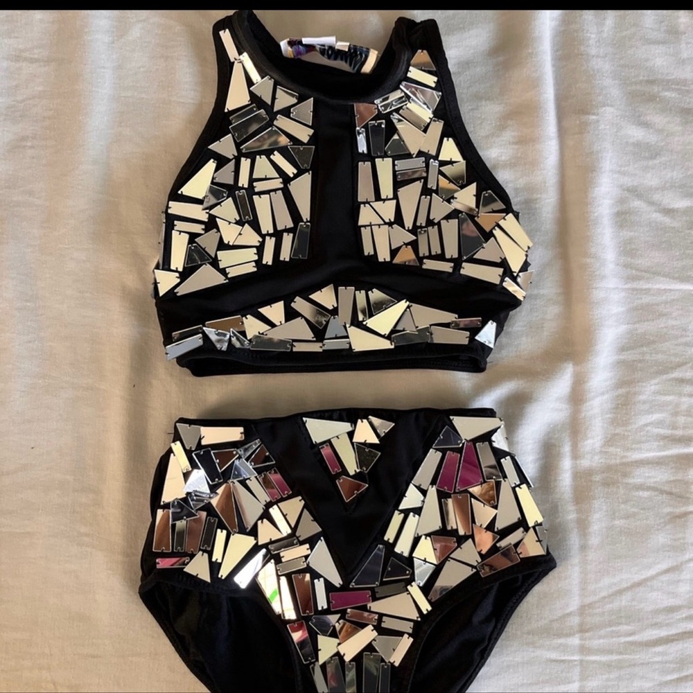 Glamour Dance costume 2-Piece Set with Mirror Accents